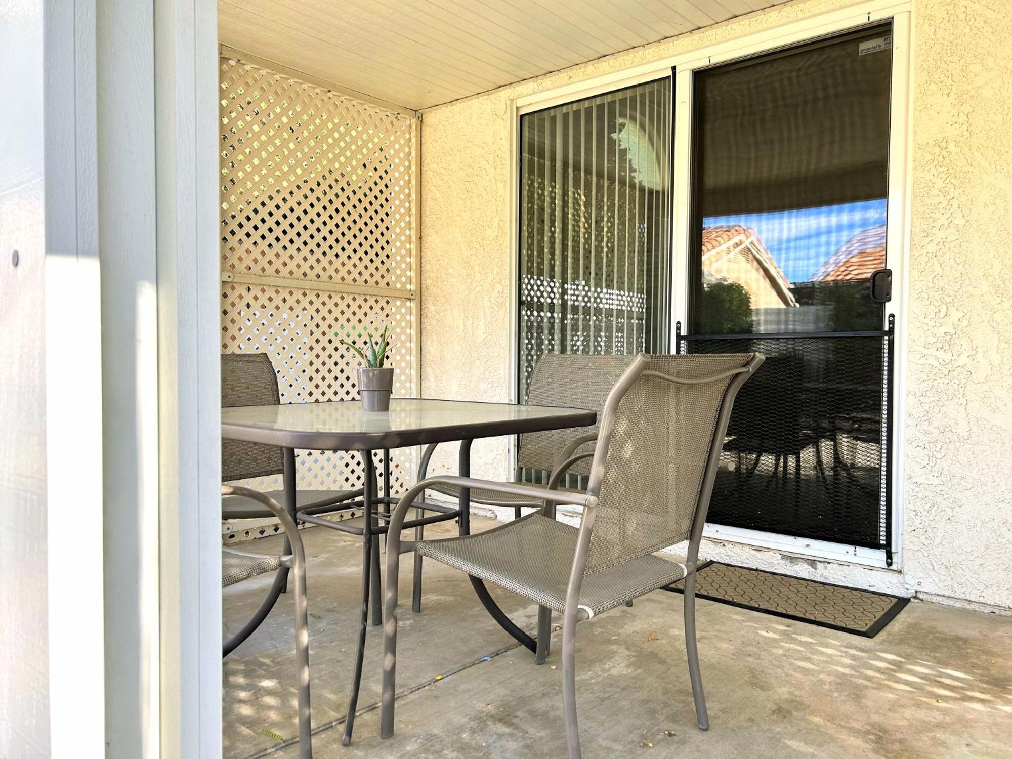 Sundown Sands Hideaway Hemet Exterior photo